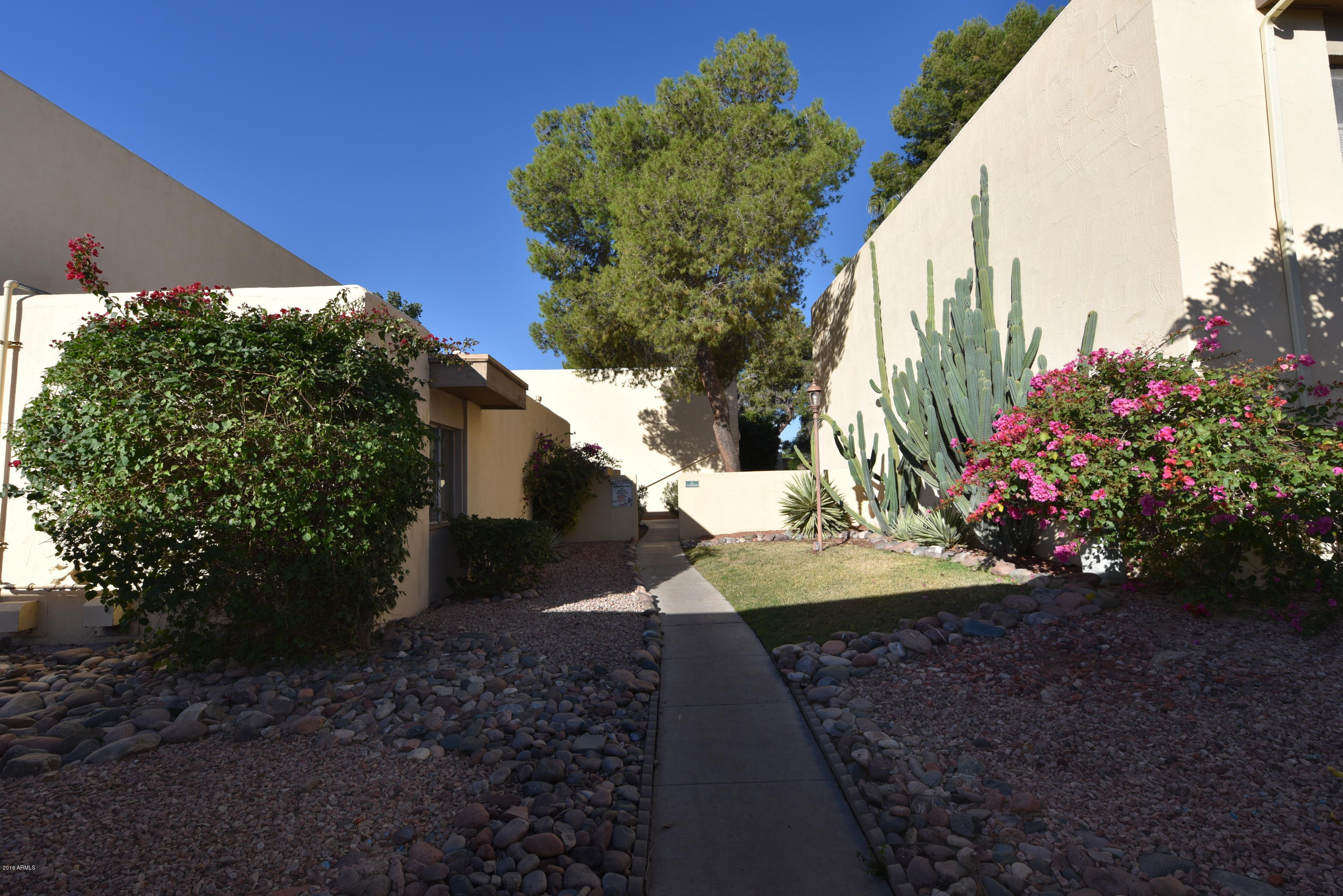 4201 East Camelback Road, Unit 67 Phoenix, AZ 85018 - Photo 20 of 23 DSC_0200