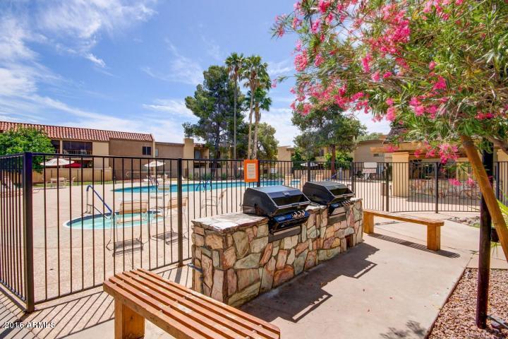 4201 East Camelback Road, Unit 67 Phoenix, AZ 85018 - Photo 5 of 23 20150511190053265417000000-o