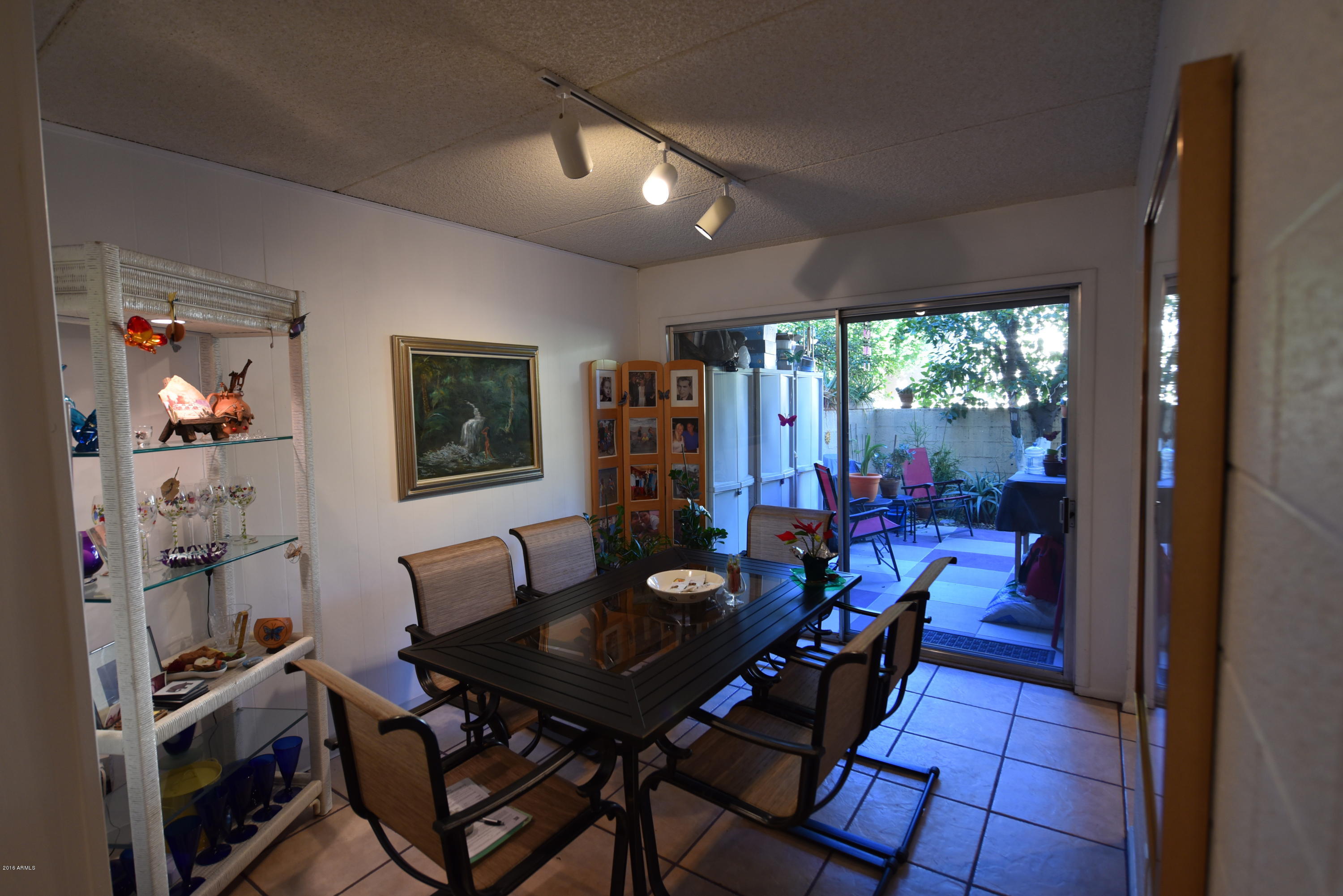 4201 East Camelback Road, Unit 67 Phoenix, AZ 85018 - Photo 10 of 23 DSC_0176