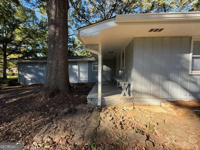 $1,650 | 1576 Carolyn Drive Southwest, Unit B, Stone Mountain, GA 30087