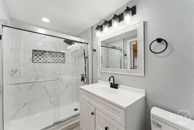 $1,800 | 8576 East B Cooper Highway, Midway, GA 31320