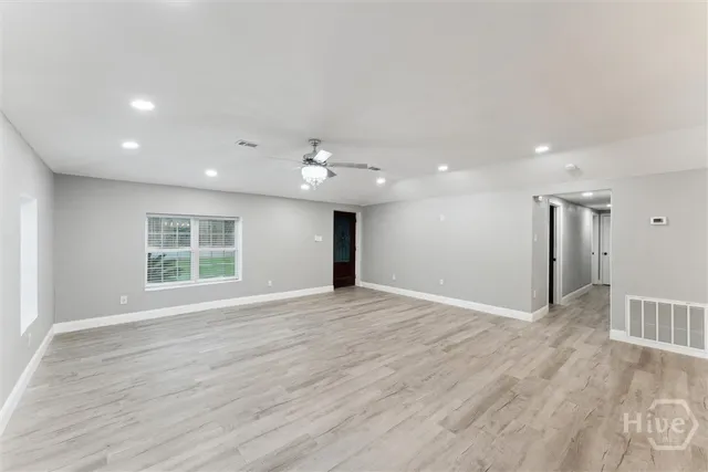 $1,800 | 8576 East B Cooper Highway, Midway, GA 31320