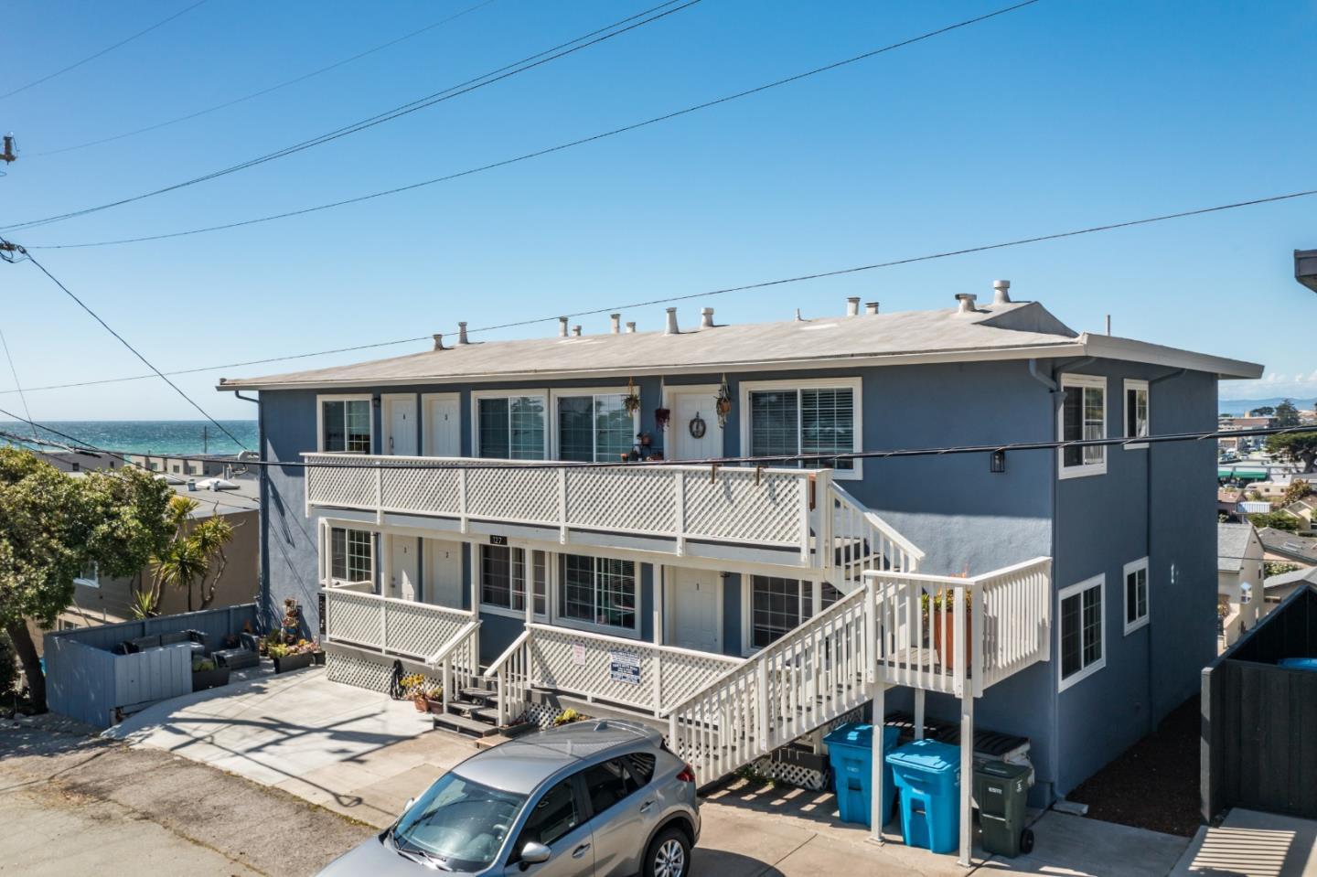 127 Hilton Way Pacifica, CA 94044 - Photo 2 of 18 a view of houses with city view