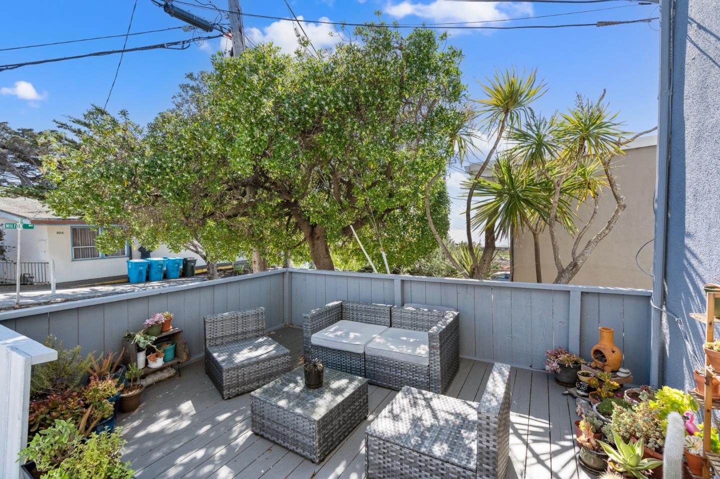 127 Hilton Way Pacifica, CA 94044 - Photo 6 of 18 a view of backyard with outdoor seating