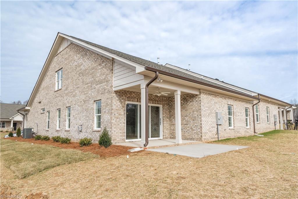 2051 Welden Ridge Road Kernersville, NC 27284 - Photo 6 of 50 Back View