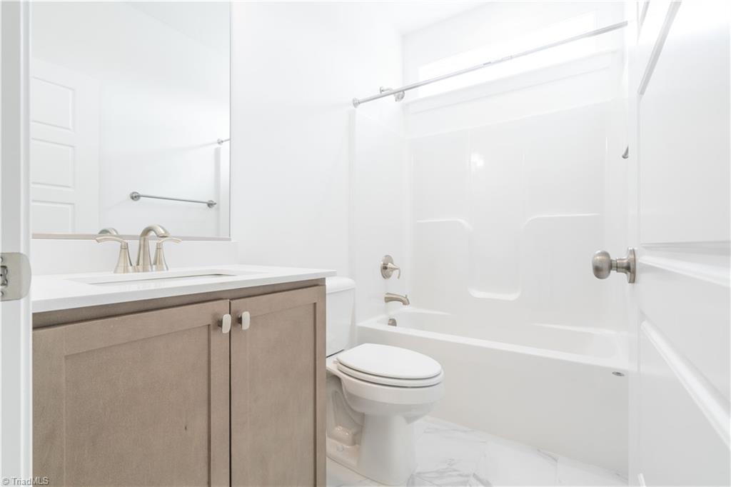 2051 Welden Ridge Road Kernersville, NC 27284 - Photo 9 of 50 Full Bath on Main Level
