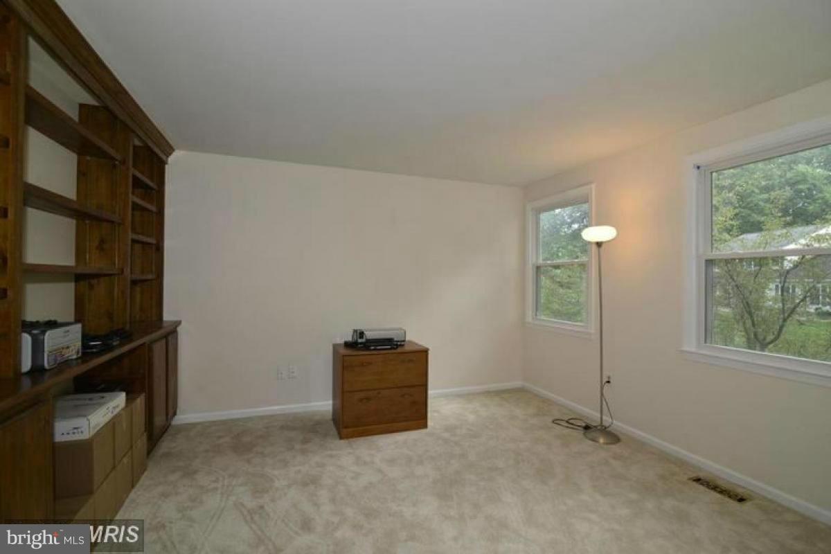 11632 Deer Forest Road Reston, VA 20194 - Photo 18 of 29 Bath (Master)