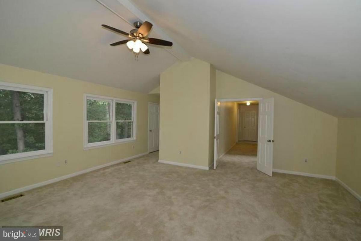 11632 Deer Forest Road Reston, VA 20194 - Photo 19 of 29 Bedroom (Master)