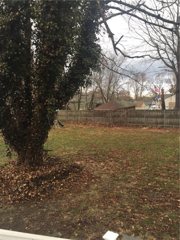 93 Cady Avenue Warwick, RI 02889 - Photo 2 of 7