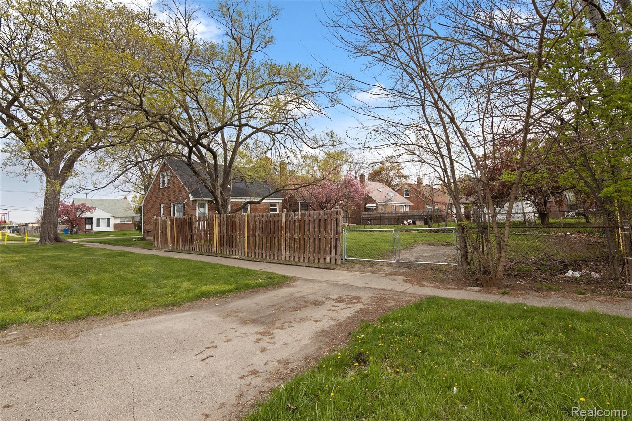 27367 Freda Street Inkster, MI 48141 - Photo 9 of 26 XA9A0134.jpg