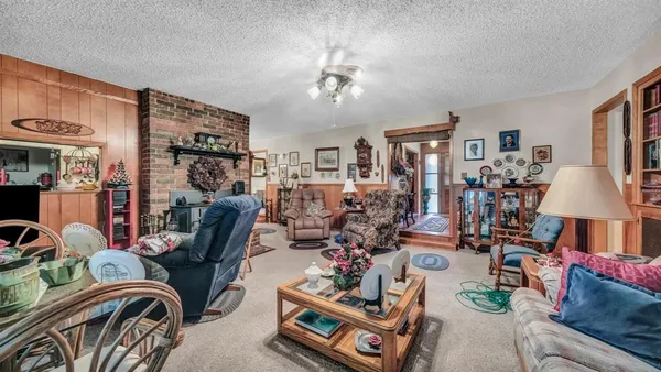 $375,000 | 3706 Red Bud Drive, Weatherford, TX 76087