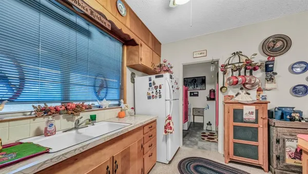 $375,000 | 3706 Red Bud Drive, Weatherford, TX 76087