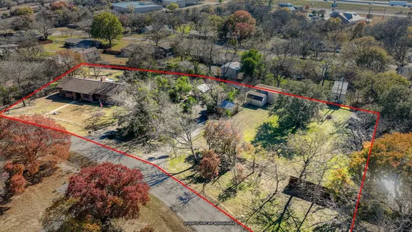 $375,000 | 3706 Red Bud Drive, Weatherford, TX 76087