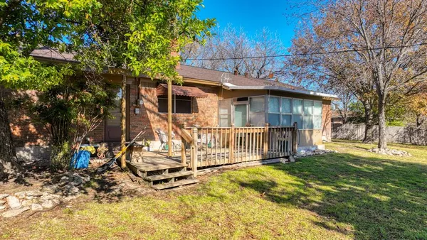 $375,000 | 3706 Red Bud Drive, Weatherford, TX 76087