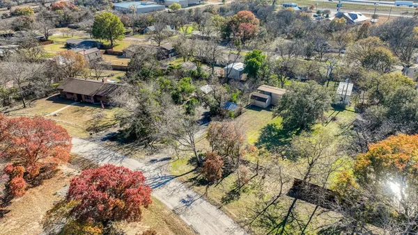 $375,000 | 3706 Red Bud Drive, Weatherford, TX 76087