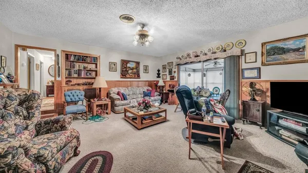 $375,000 | 3706 Red Bud Drive, Weatherford, TX 76087