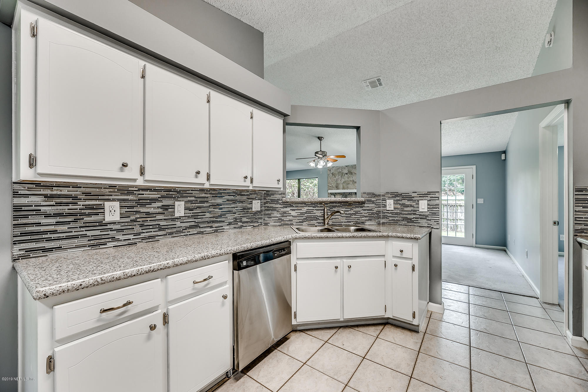 8477 Blazing Star Road Jacksonville, FL 32210 - Photo 4 of 23 8477 Blazing Star Road North-4400