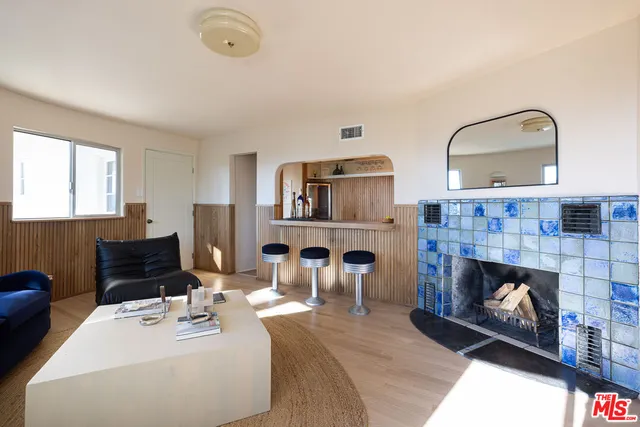 $1,850,000 | 1333 East Palmer Avenue, Glendale, CA 91205