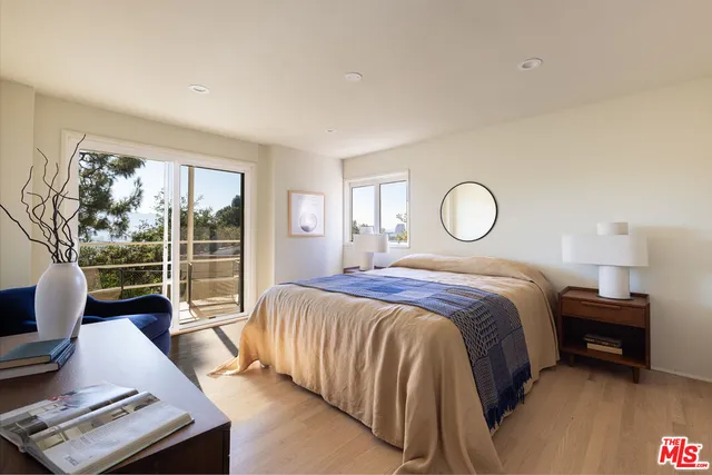 $1,850,000 | 1333 East Palmer Avenue, Glendale, CA 91205