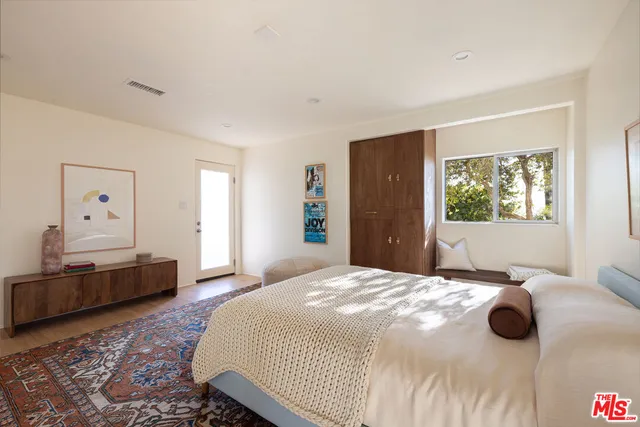 $1,850,000 | 1333 East Palmer Avenue, Glendale, CA 91205