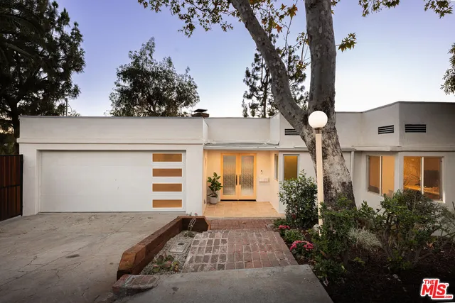 $1,850,000 | 1333 East Palmer Avenue, Glendale, CA 91205