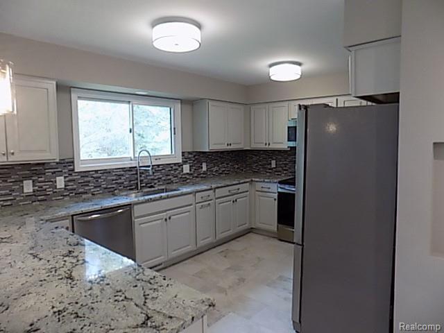 49167 Bemis Road Belleville, MI 48111 - Photo 17 of 31