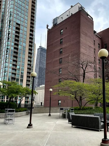 $3,250 | 10 East Ontario Street, Unit 4708, Chicago, IL 60611
