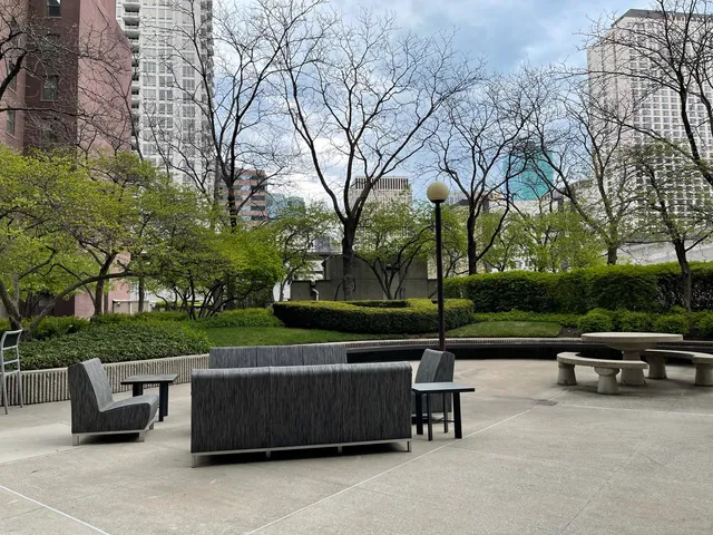 $3,250 | 10 East Ontario Street, Unit 4708, Chicago, IL 60611