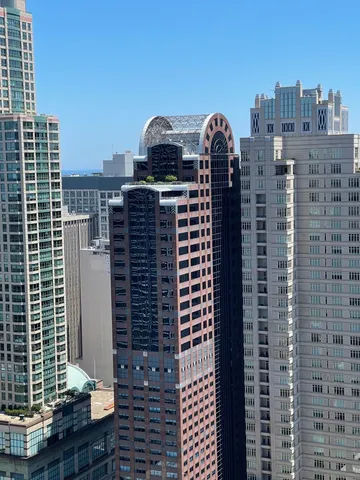 $3,250 | 10 East Ontario Street, Unit 4708, Chicago, IL 60611