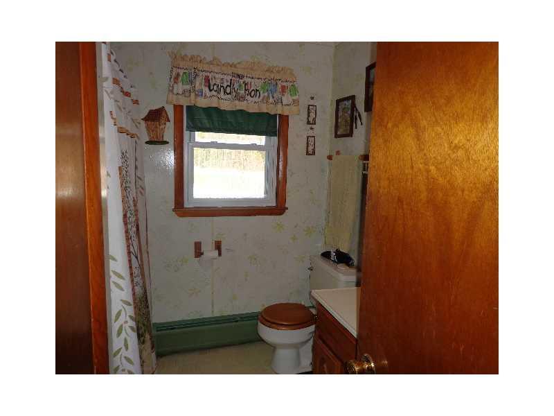 173 Winterbrook Road Mechanic Falls, ME 04256 - Photo 8 of 11 Bathroom.