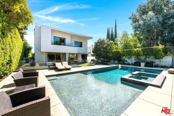 $15,900 | 5101 Rubio Avenue, Encino, CA 91436