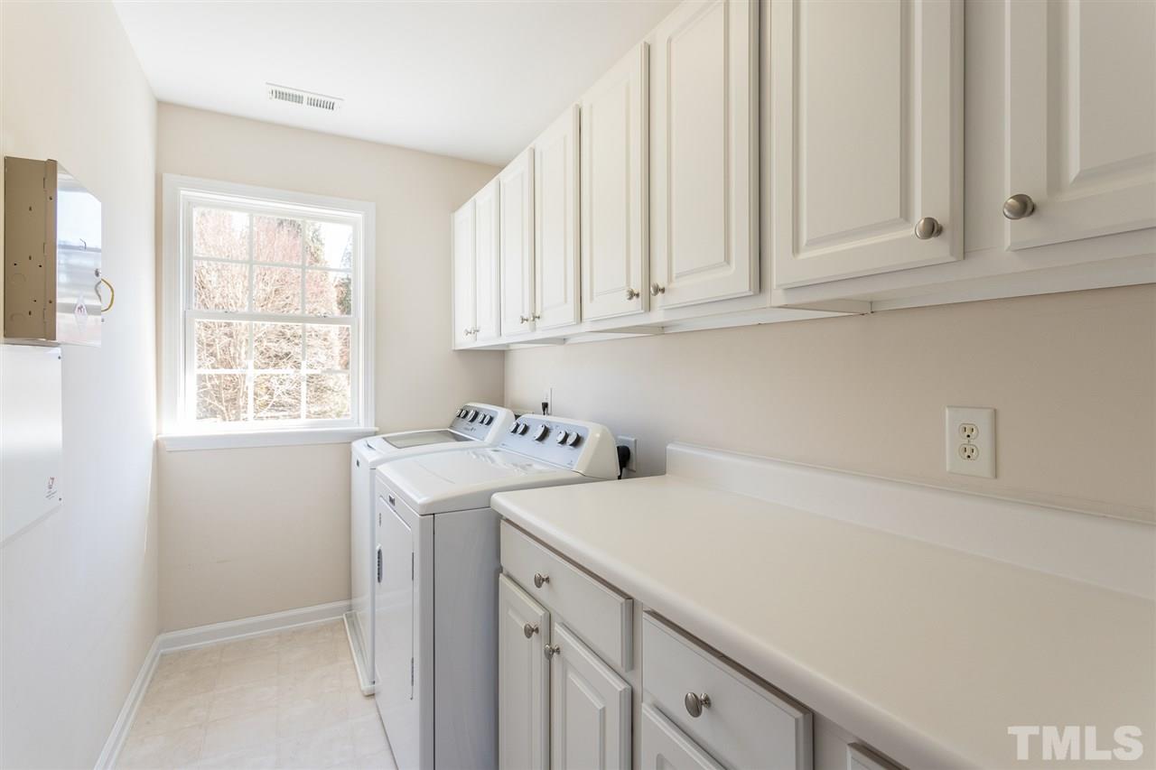 5405 Glorietta Circle Raleigh, NC 27613 - Photo 20 of 30