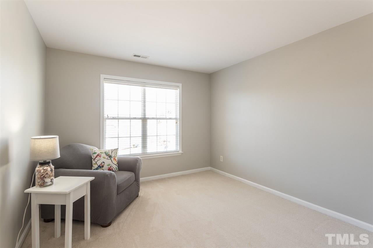 5405 Glorietta Circle Raleigh, NC 27613 - Photo 21 of 30