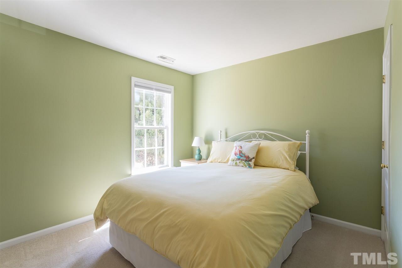 5405 Glorietta Circle Raleigh, NC 27613 - Photo 22 of 30