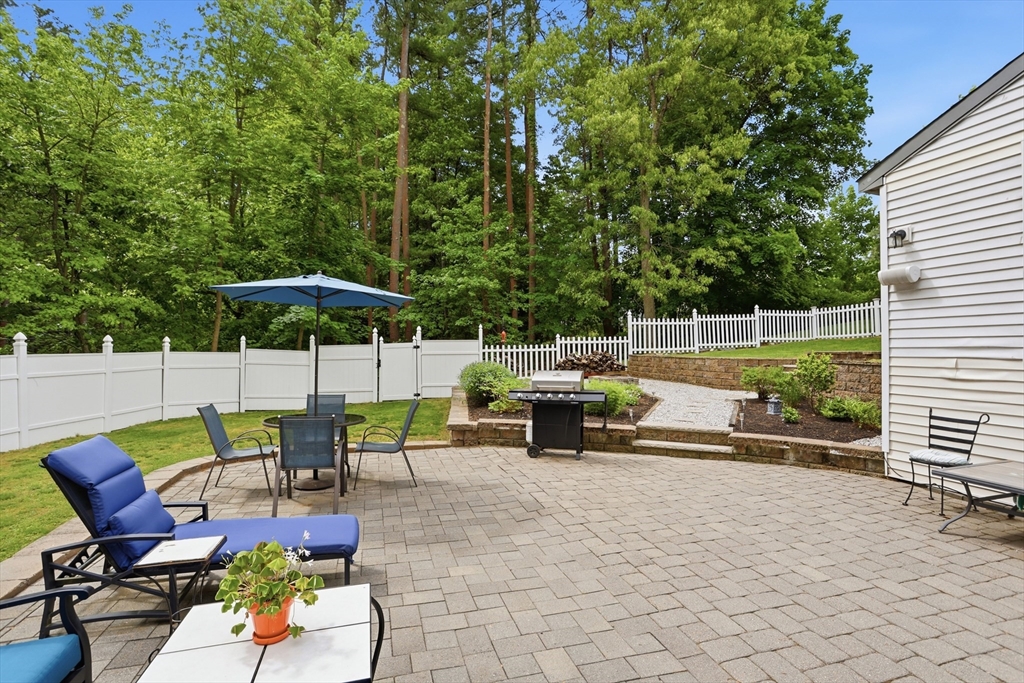 11 Mt Paul Road Tyngsborough, MA 01879 - Photo 33 of 42