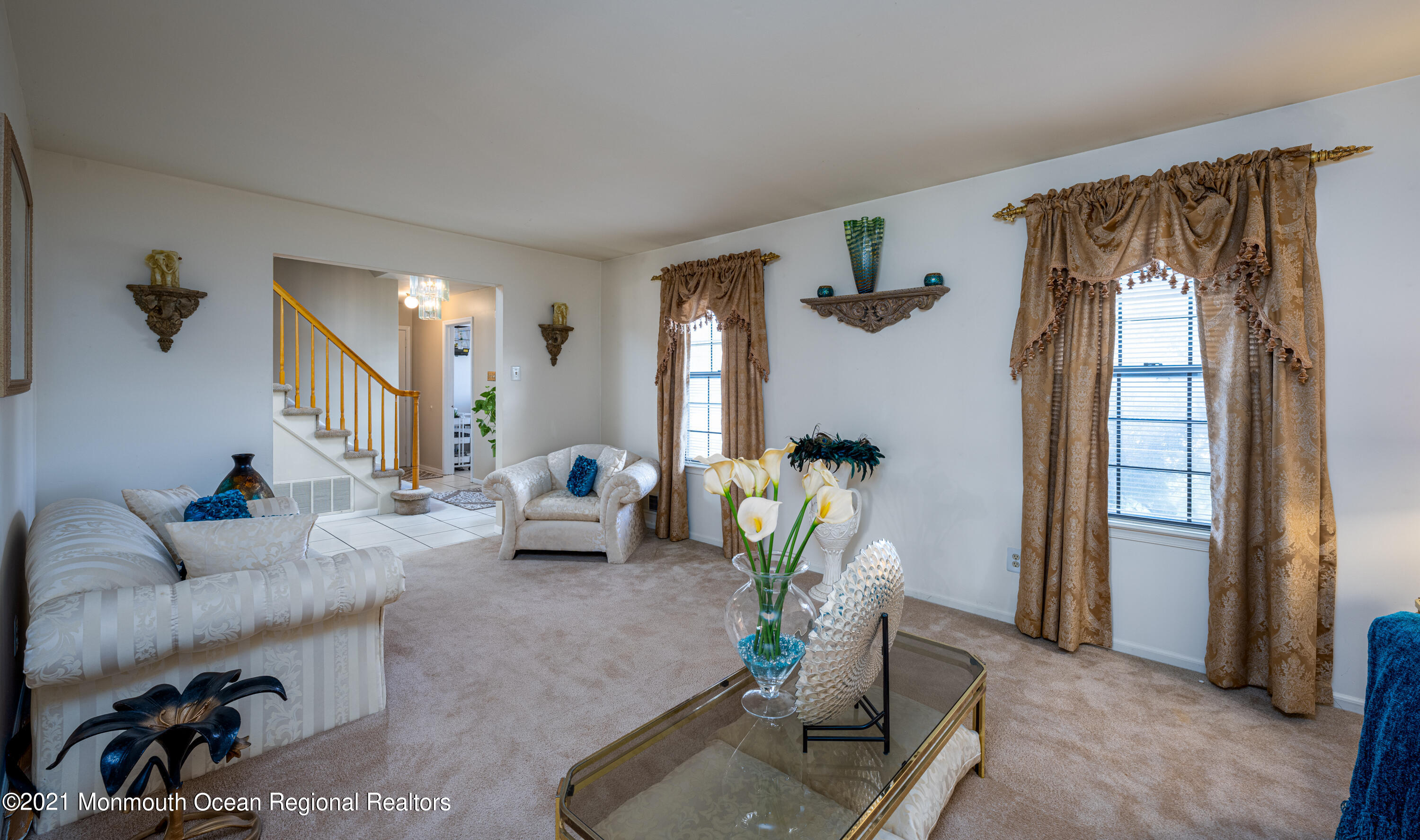 36 Kiwi Loop Howell, NJ 07731 - Photo 3 of 33 a living room with furniture and a window