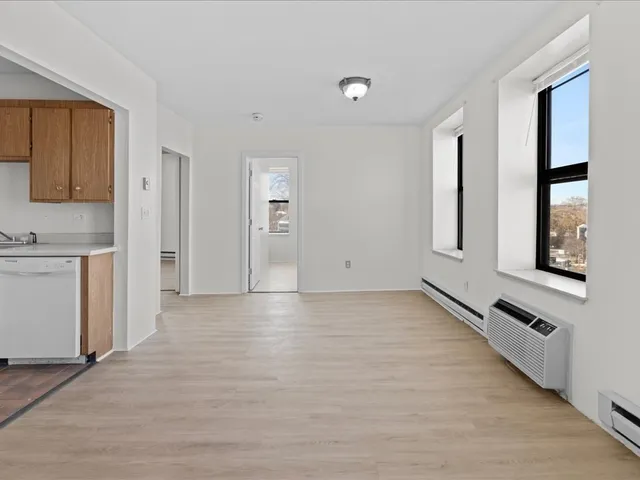 $2,300 | 1 Cypress Road, Unit 107, Boston, MA 02135