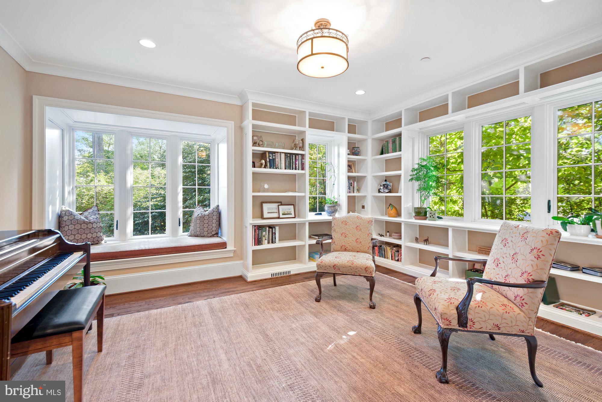5605 Midwood Road Bethesda, MD 20814 - Photo 12 of 31 Gallery Image 12