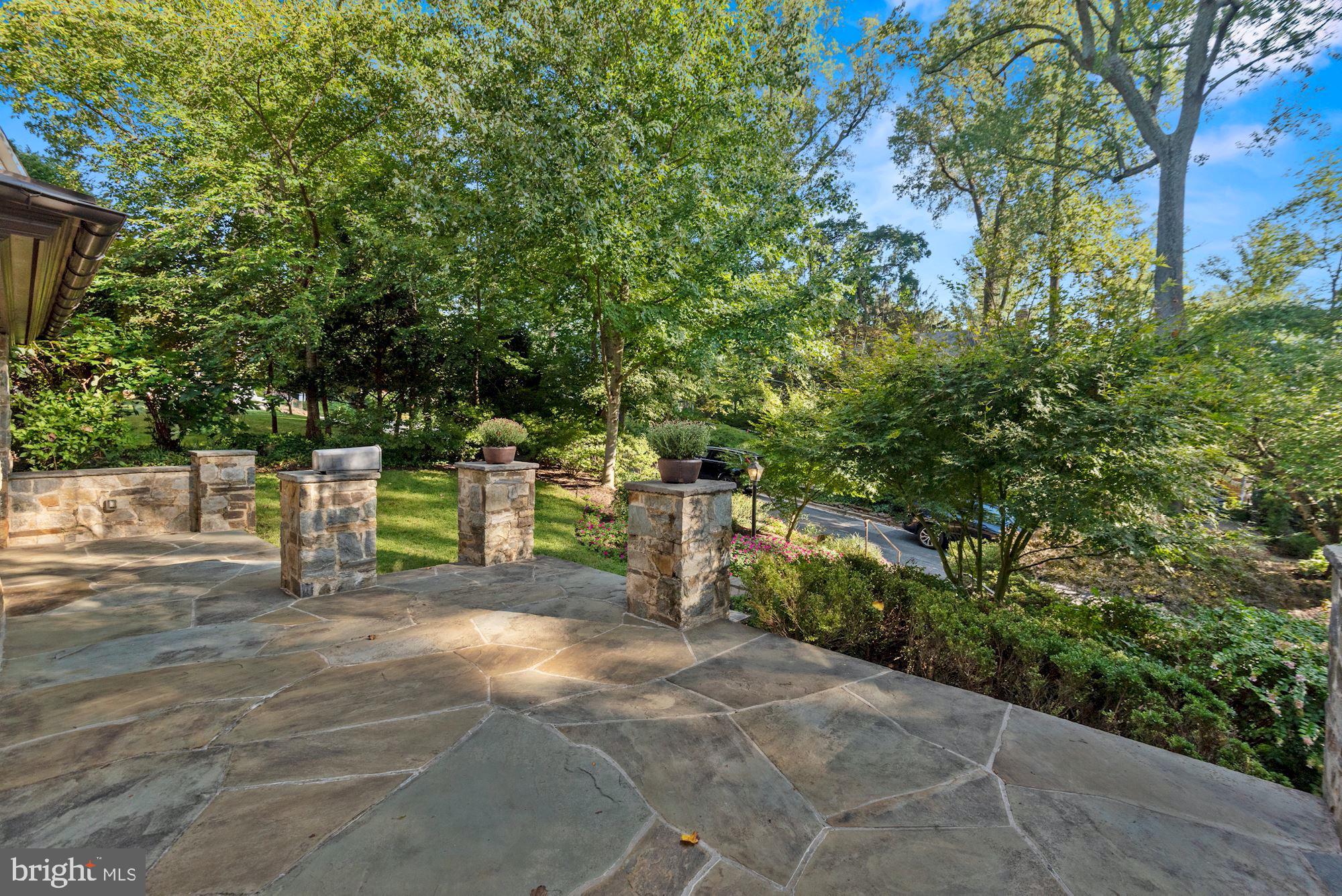 5605 Midwood Road Bethesda, MD 20814 - Photo 3 of 31 Gallery Image 3