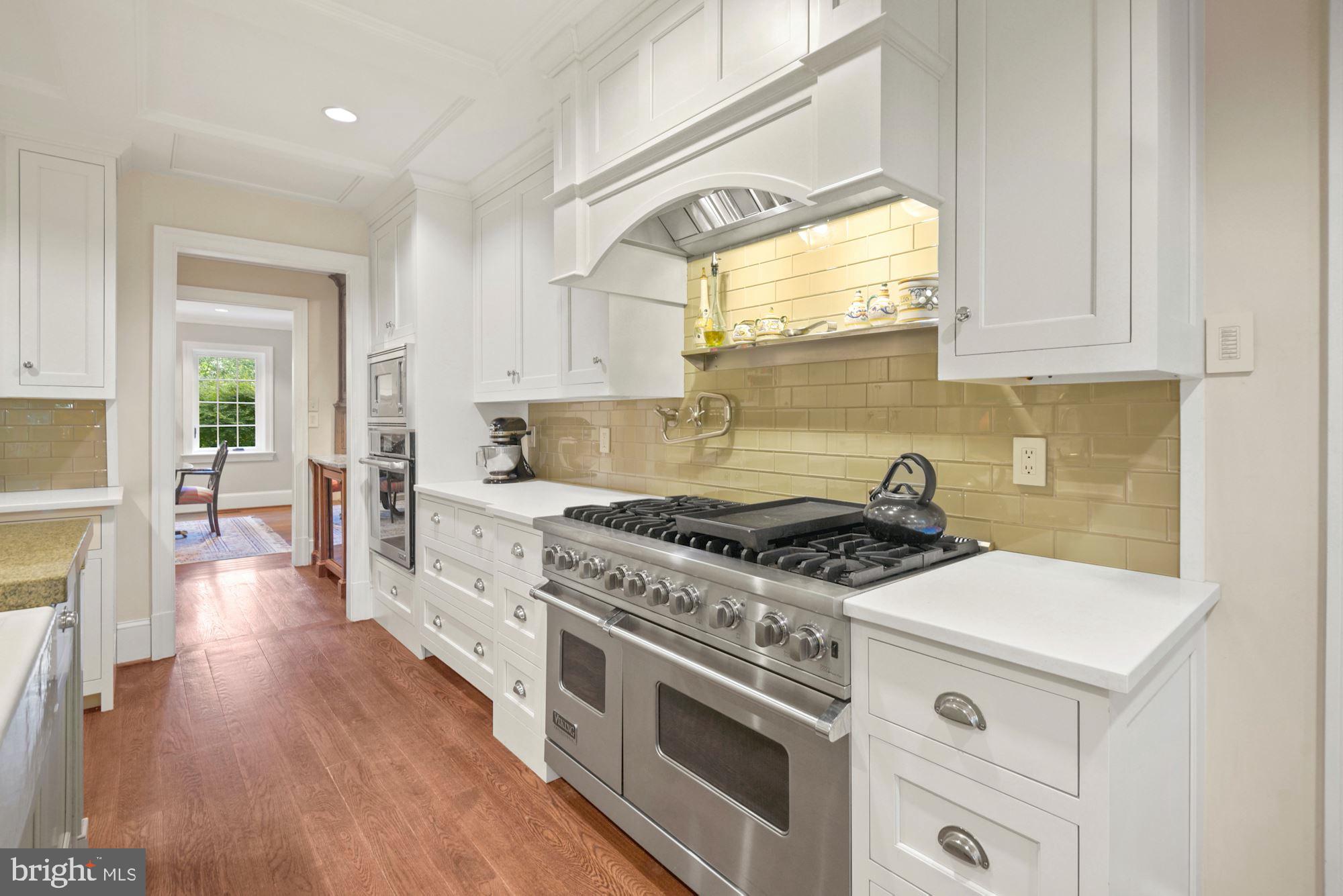 5605 Midwood Road Bethesda, MD 20814 - Photo 8 of 31 Gallery Image 8