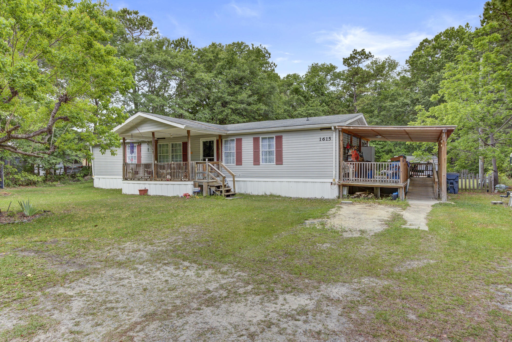 1615 State Rd S-8-449 Summerville, SC 29486 - Photo 22 of 26 Topher 1615 Alexander Circle (1)
