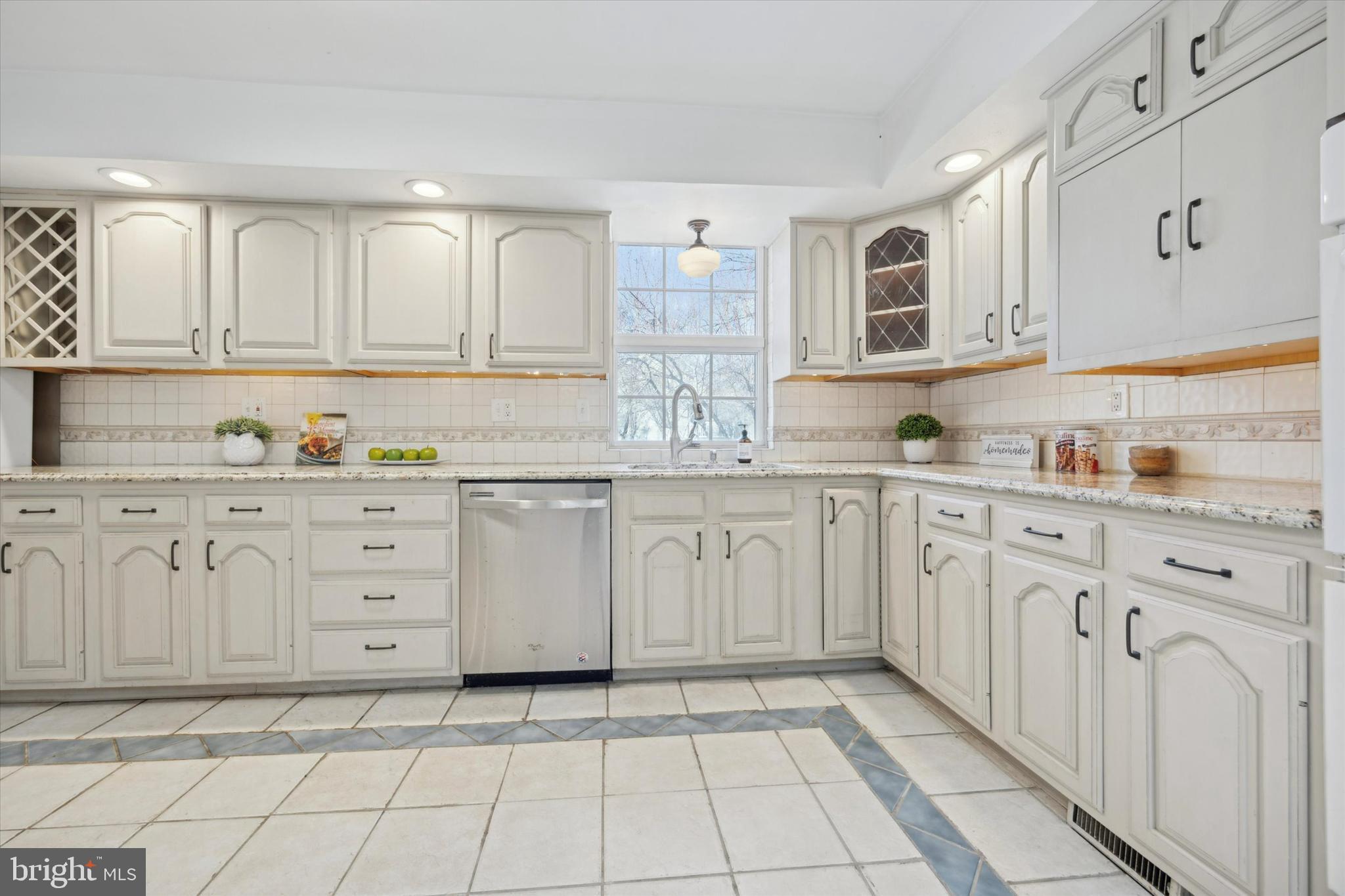 202 Knoll Road Wallingford, PA 19086 - Photo 20 of 53