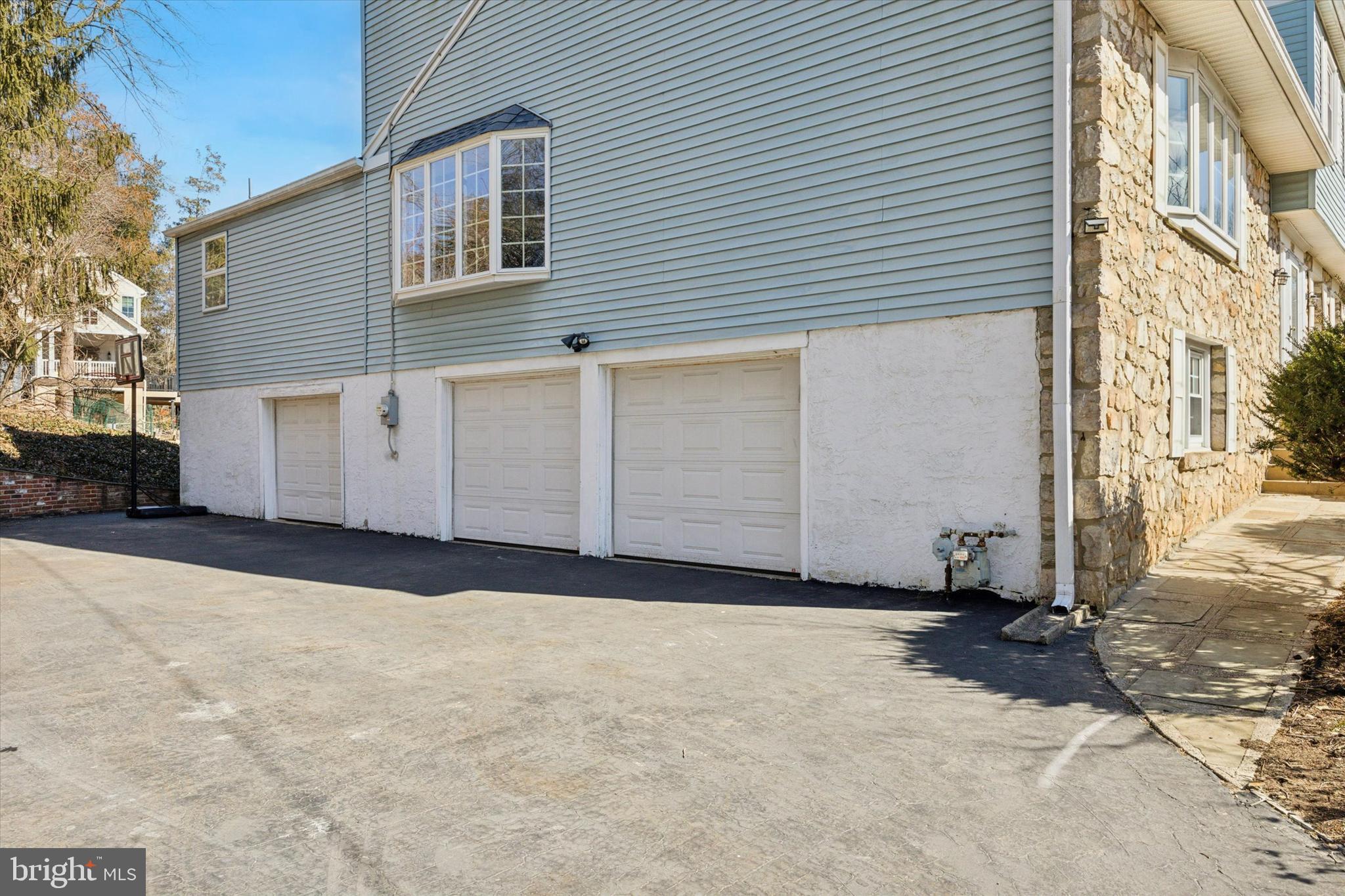 202 Knoll Road Wallingford, PA 19086 - Photo 40 of 53