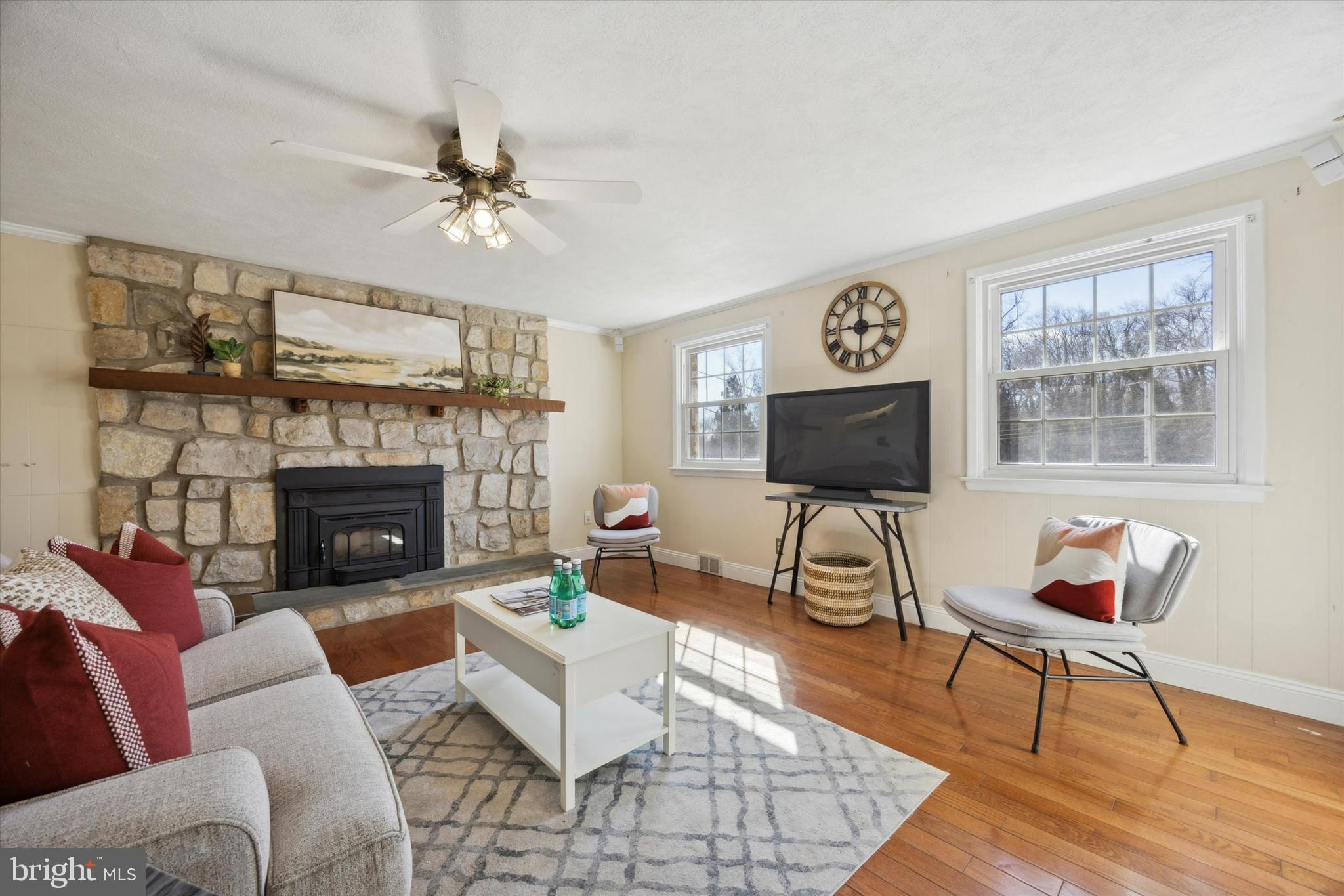 202 Knoll Road Wallingford, PA 19086 - Photo 5 of 53