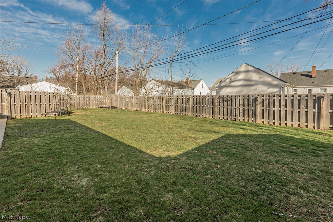 5659 Faraday Road Cleveland, OH 44124 - Photo 32 of 35