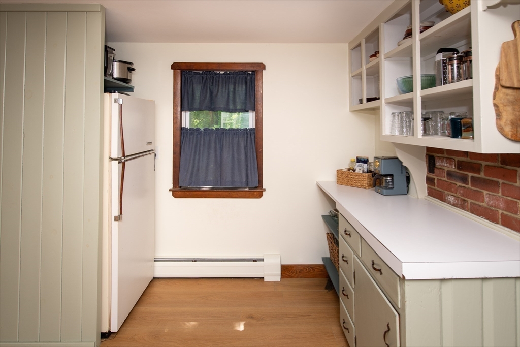 11 Bowman Road Mattapoisett, MA 02739 - Photo 6 of 23