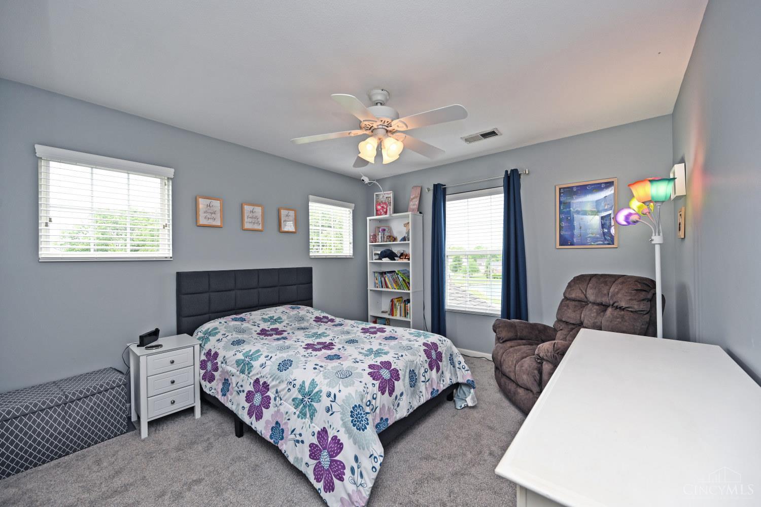 7302 Bridge Point Drive Cincinnati, OH 45248 - Photo 23 of 42