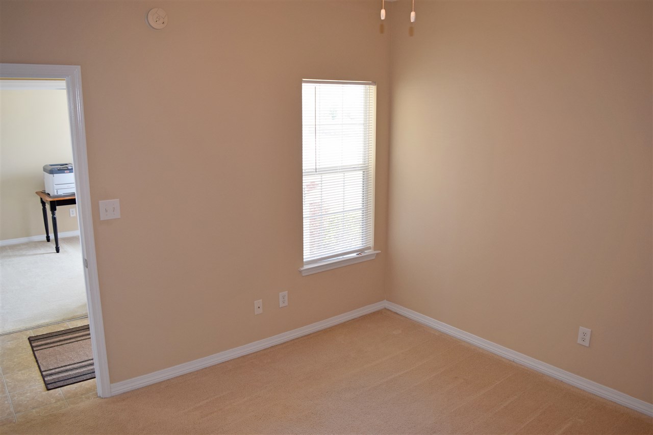 2651-1705 South Juniper Street, Unit 1705 Foley, AL 36535 - Photo 15 of 19 Guest Bedroom 2