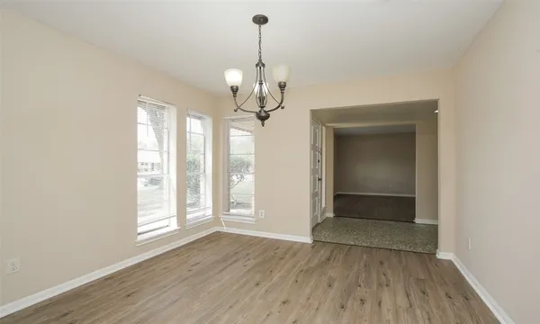 $2,550 | 6406 Ashton Street, Houston, TX 77091