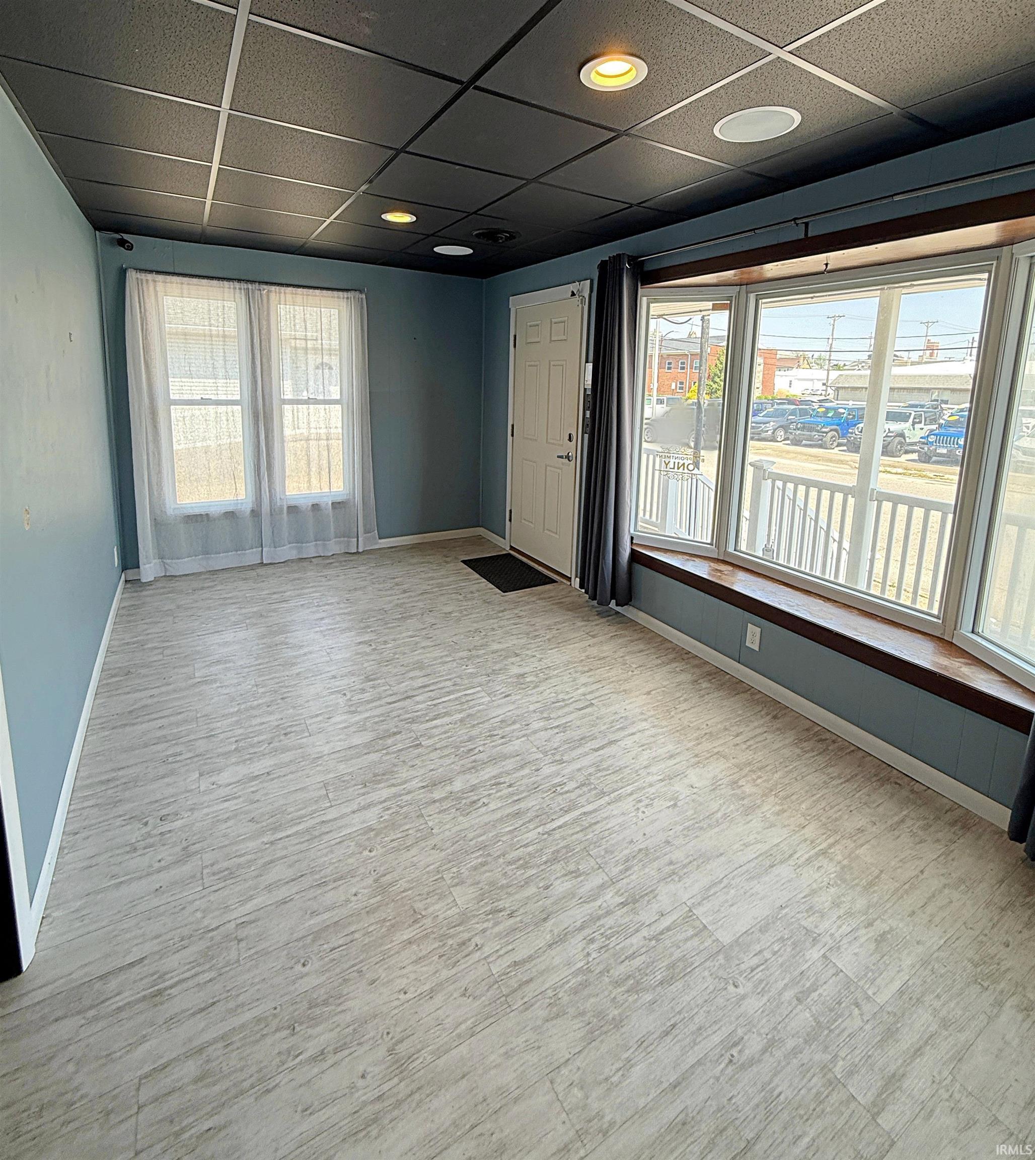 11 North Meridian Street Washington, IN 47501 - Photo 2 of 27